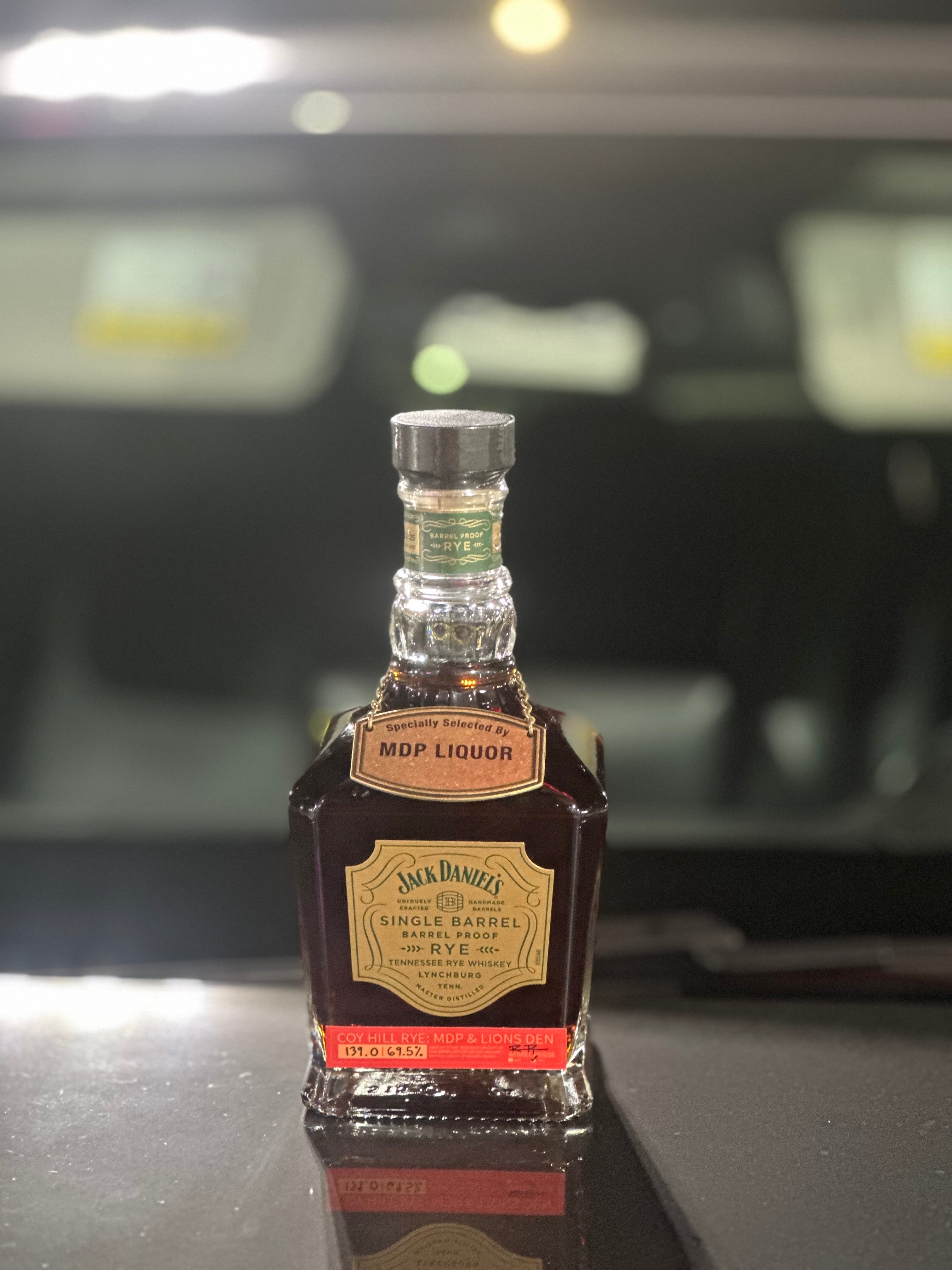 Jack Daniel's 10 Year Rye Coy Hill Lions Den Combo Pack 750ml