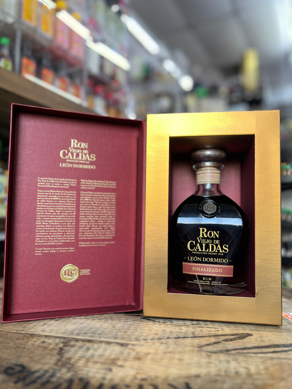 Ron Viejo de Caldas Leon Dormido Finalizado Rum 750ml