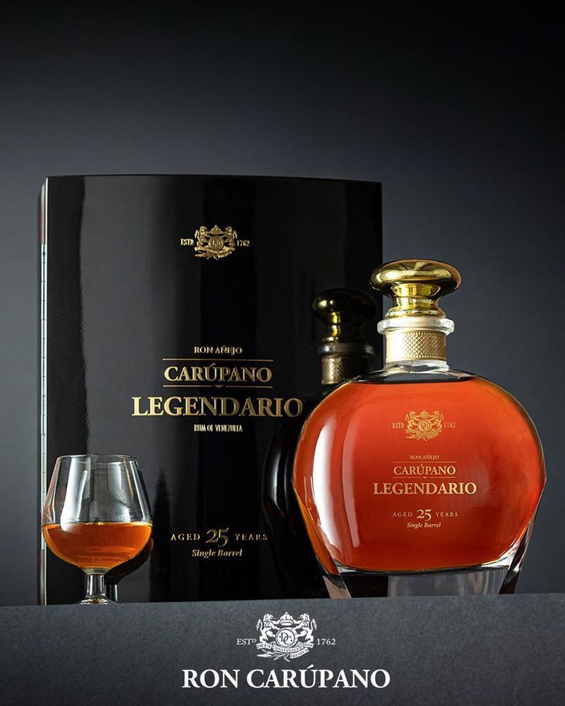 Ron Carupano Legendario Aged 25 Years
